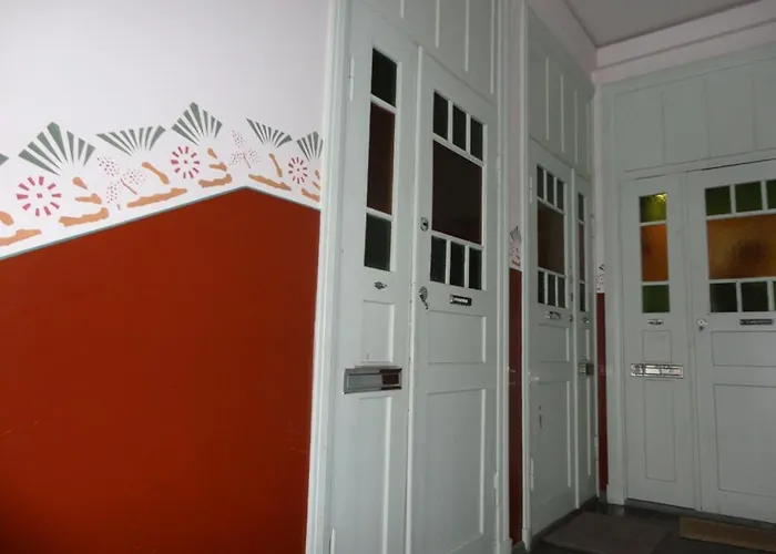 Luxhousing With View